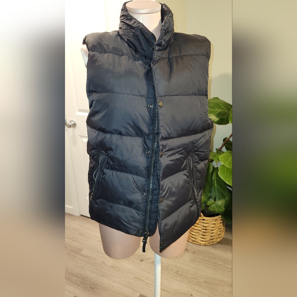 American Eagle Vest